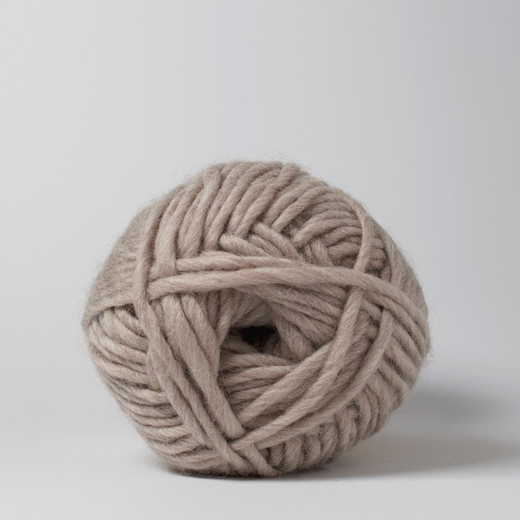 Hjertegarn // Natur Uld // Beige (910)