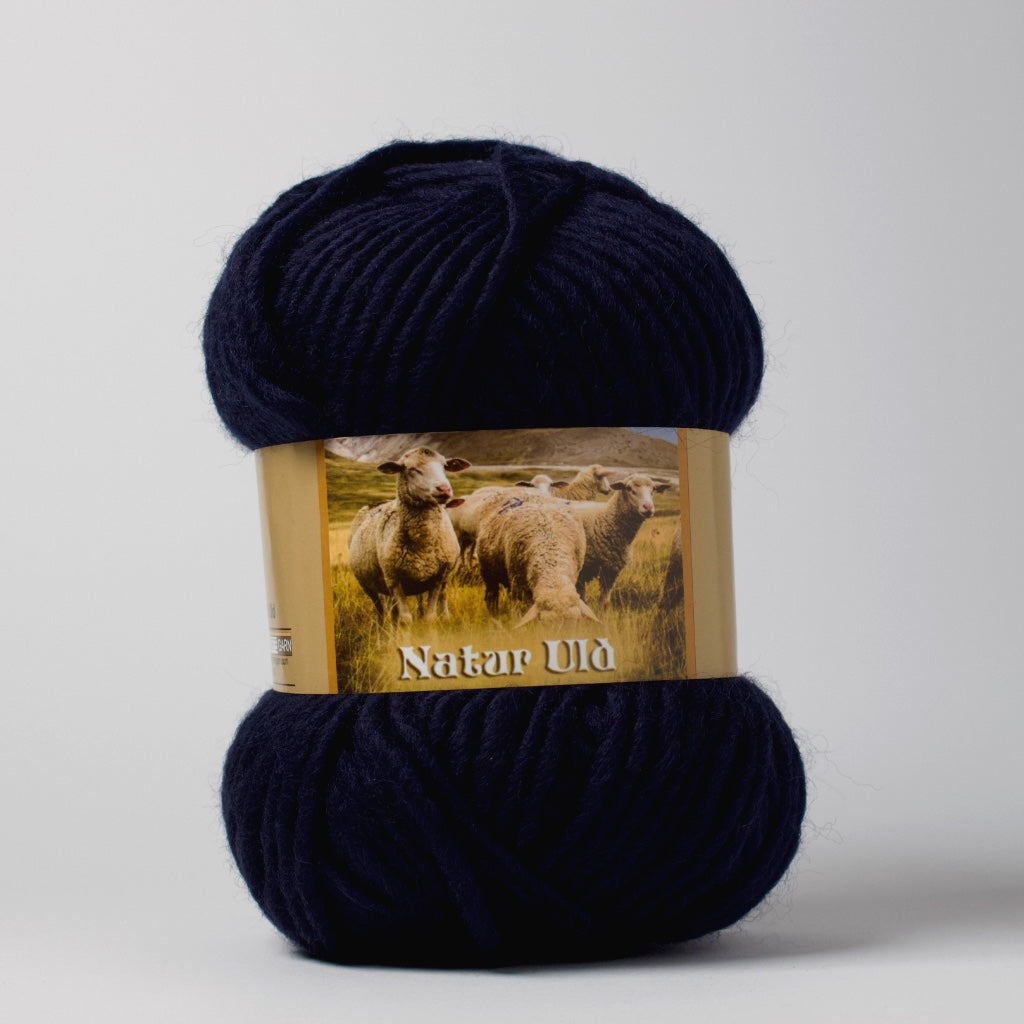 Hjertegarn // Natur Uld // Navyblå (990)