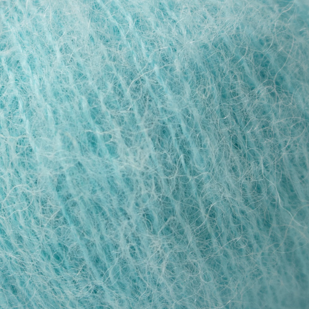 KAOS YARN // Organic Brushed Alpaca // Brilliant (2065)